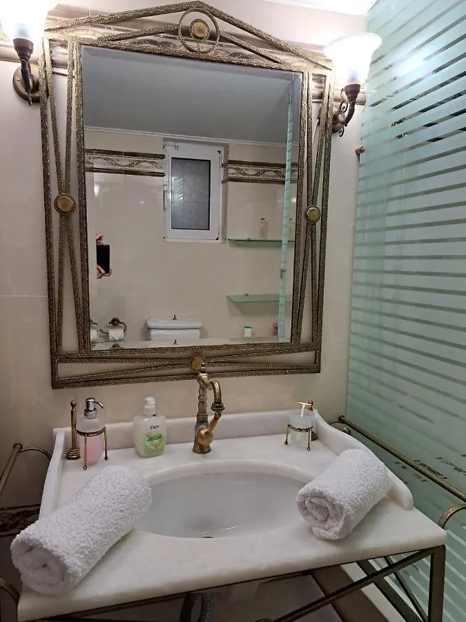 Seaview Flora'S Luxury Apartment-300Meters From The Beach Rethymno  Apartment Rethymno (Crete)