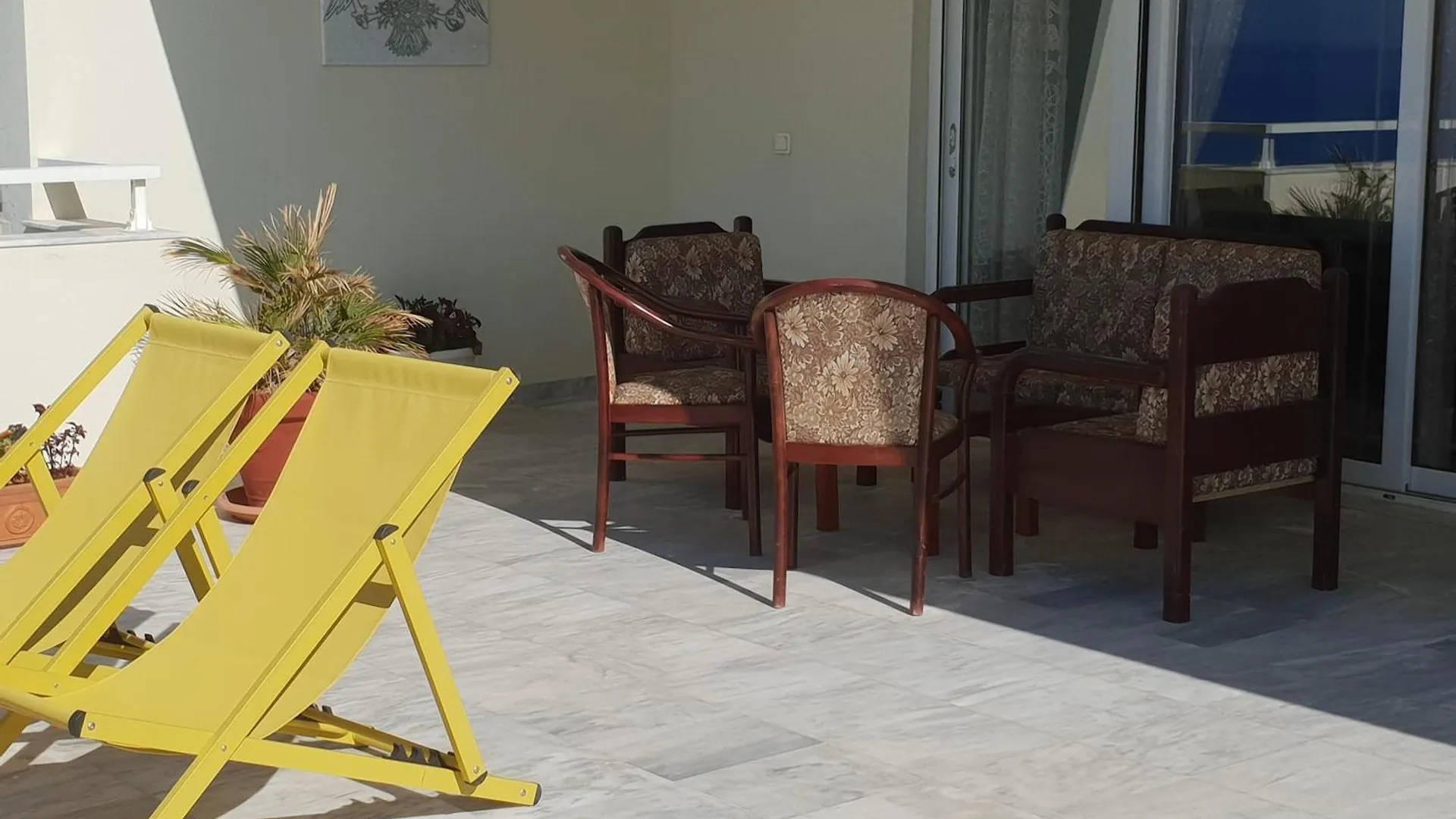 Daire Seaview Flora'S Luxury Apartment-300Meters From The Beach Resmo